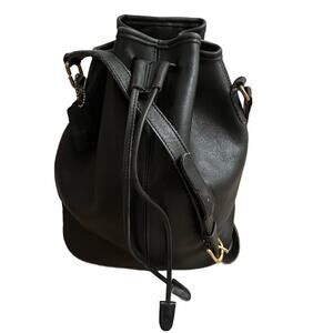 COACH Vintage 9946 Drawstring Bucket/Shoulder Bag. Adj Strap. Color Black